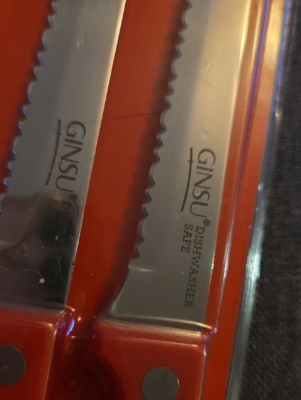 Ginsu Kiso Red Steak Knife Set - 6-Piece - Picture 3 of 6